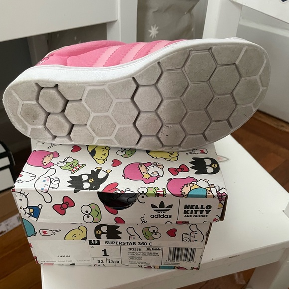 Adidas Kids Pink and White Hello Kitty Sneakers - Picture 3 of 4